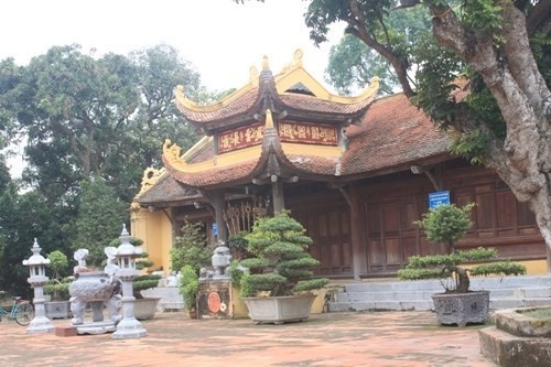 Danh thắng  Đền Trần Thương
