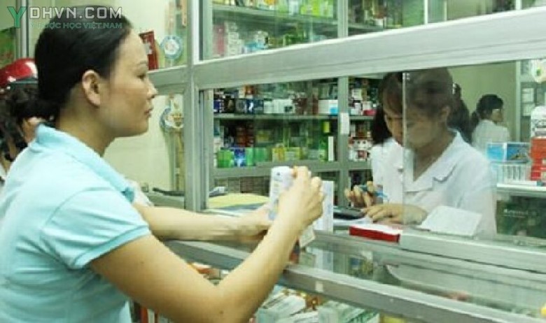 Từ 1-3 phụ huynh mua thuốc cho trẻ dưới 6 tuổi phải trình CMND