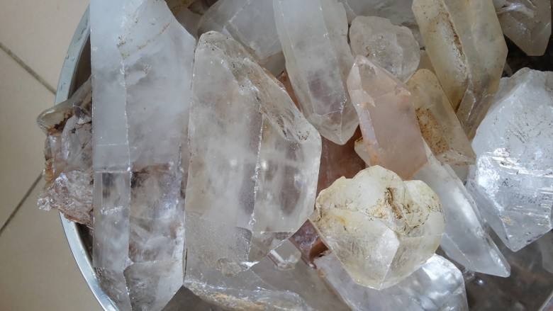 Tác Dụng Đá Thạch anh trắng (Clear quartz)