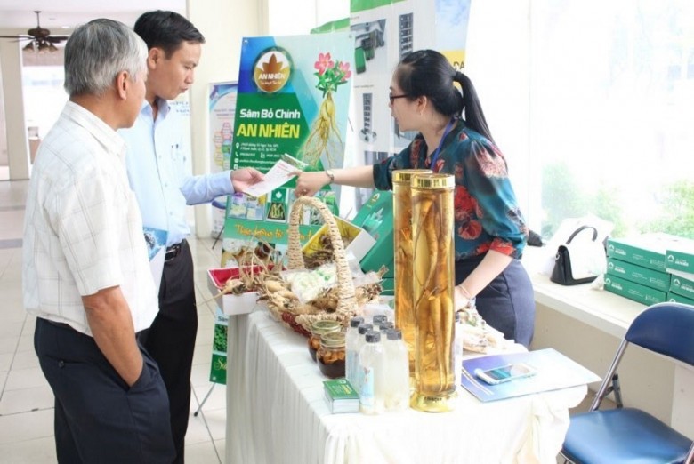 Chuyên gia và doanh nghiệp cùng tham gia