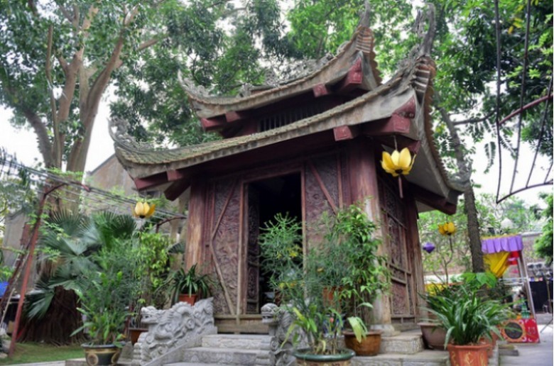 Tính đến nay, ngôi chùa Vạn Niên đã trải qua quãng thời gian hơn 1.000 năm lịch sử với nhiều lần trùng tu tôn tạo.