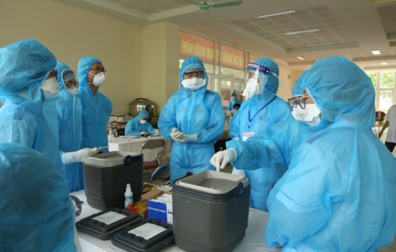 Người bệnh COVID-19 bị huyết ứ tạng phế, thường biểu hiện đau tức vùng ngực khó thở, có khi sốt, ho ra máu... có thể dùng một số rau gia vị để hỗ trợ sau...