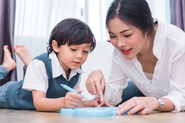 3. KHÔNG ĐẶT TIỀN BẠC HAY MỨC LƯƠNG LÊN TRÊN HẠNH PHÚC