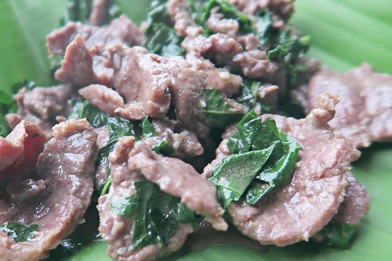 Thịt trâu xào lá lốt