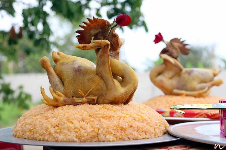 Phong tục chọn gà trống để cúng đêm Giao thừa