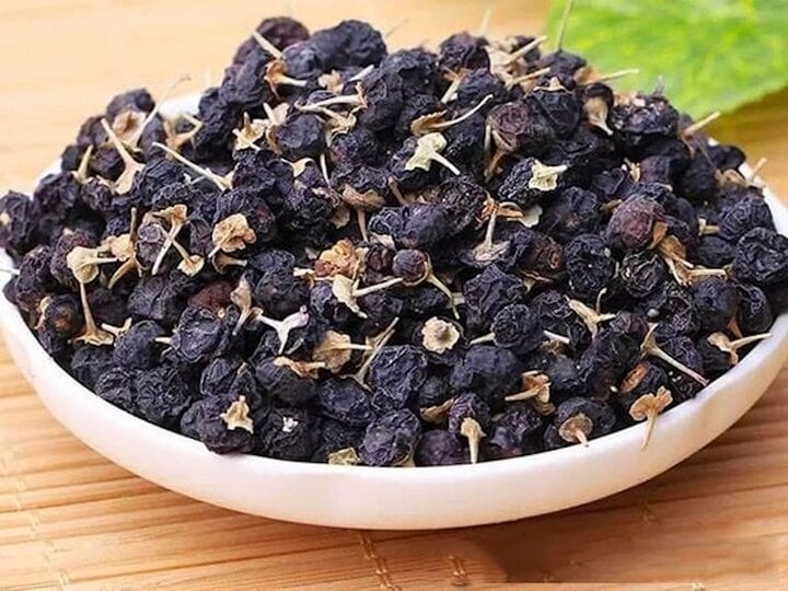 2. Lợi Ích Sức Khỏe Của Kỳ Tử Đen (Hắc kỳ tử)
