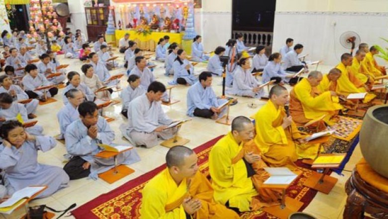 Tụng kinh giúp giảm stress