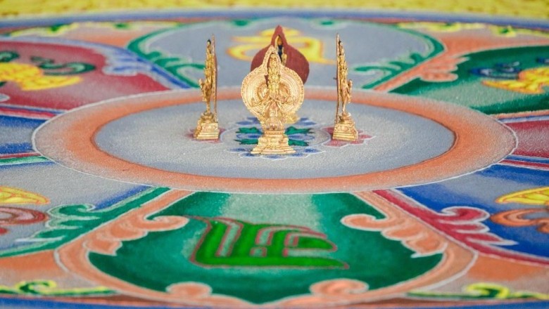Mandala đá quý lớn nhất Việt Nam được kiến lập tại Tây Thiên
