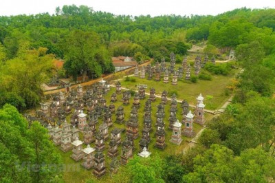 Sững sờ trước vẻ đẹp cổ kính của Bổ Đà cổ tự