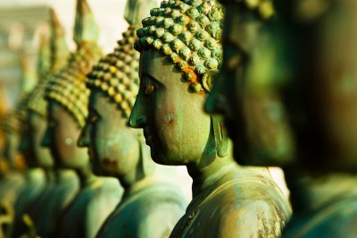 Cùng nghiệp thì kết duyên với nhau