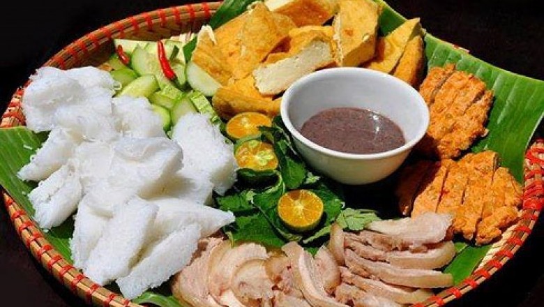 Món ngon dân dã bún đậu mắm tôm tại Hà Nội