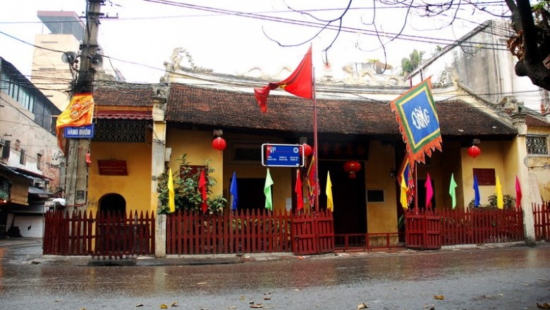 Đền Bạch Mã trấn phía Đông thành Thăng Long