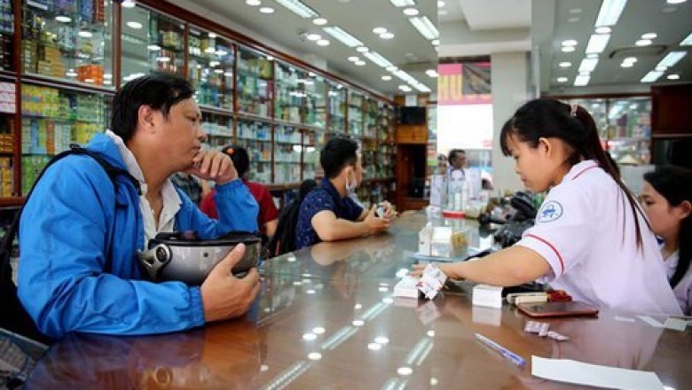 Sẽ tạm ngừng hoạt động gần 1.000 nhà thuốc chưa kết nối mạng