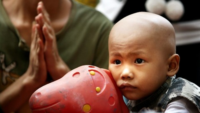 Làm thế nào để được bình an khi chăm sóc bệnh nhân ung thư sắp lâm chung?
