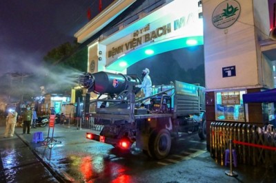 Thái Thùy Linh muốn hỗ trợ phòng ở cho bác sĩ Bệnh viện Bạch Mai