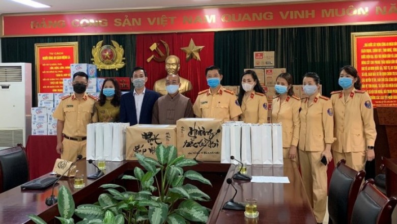 Chùa Hoà Phúc ủng hộ phòng chống đại dịch Covid-19