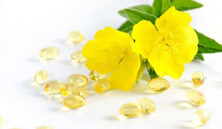 Công dụng bất ngờ của dầu hoa anh thảo đối với phụ nữ sau sinh