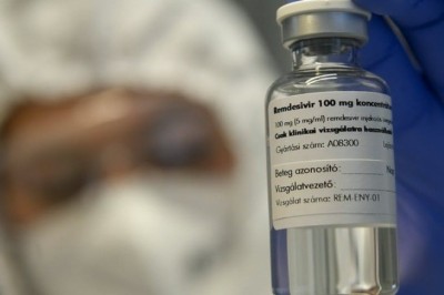 Thuốc kháng virus giá gốc đắt, Việt Nam điều trị miễn phí