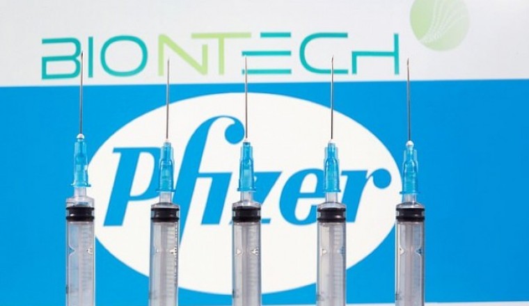 Nhật Bản thu hồi số vaccine Covid-19 Pfizer có dị vật: Pfizer phản hồi gì?