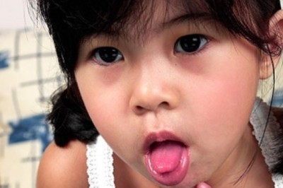 Mẹo dân gian giúp trị ho cho trẻ em dứt điểm
