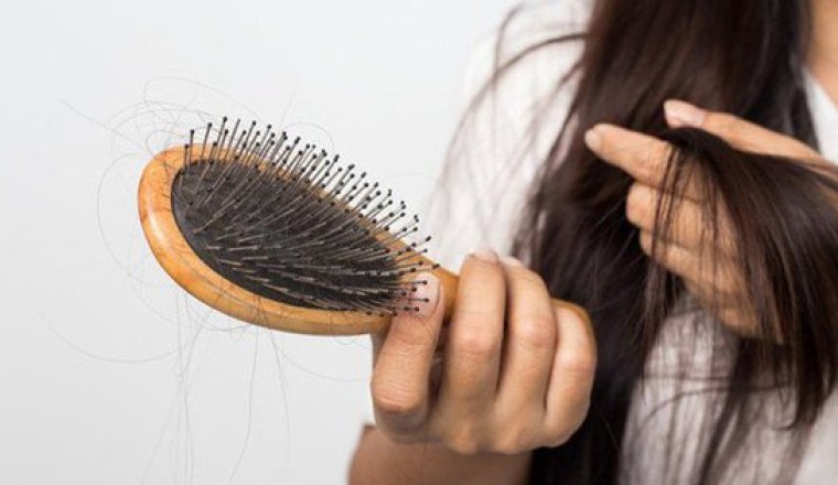 Nguyên nhân gây rụng tóc và cách khắc phục