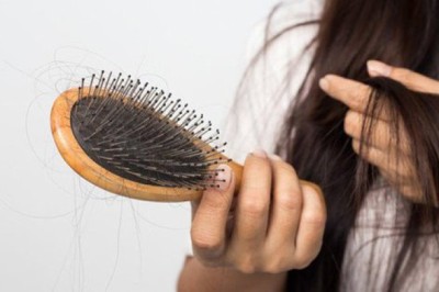Nguyên nhân gây rụng tóc và cách khắc phục