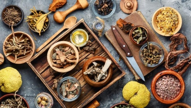 Kiểm soát chất lượng dược liệu theo tiêu chuẩn nào?