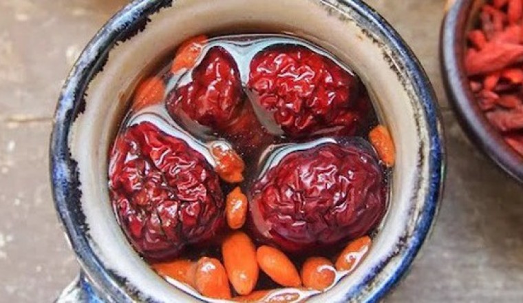 Táo đỏ kết hợp với 1 loại hạt là 'thuốc' nuôi dưỡng gan thận, phòng bệnh ung thư hiệu quả
