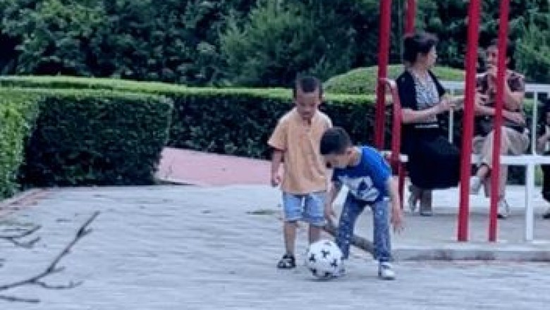Một kiểu bắt cóc mới cực tinh vi đang âm thầm phổ biến: Hai đứa trẻ 6 tuổi biến mất, phụ huynh ngơ ngác không hiểu tại sao